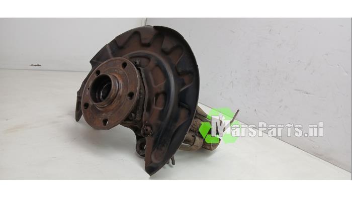 Fusee rechts-voor van een Volkswagen Golf, Gebruikt, -, Volkswagen, -