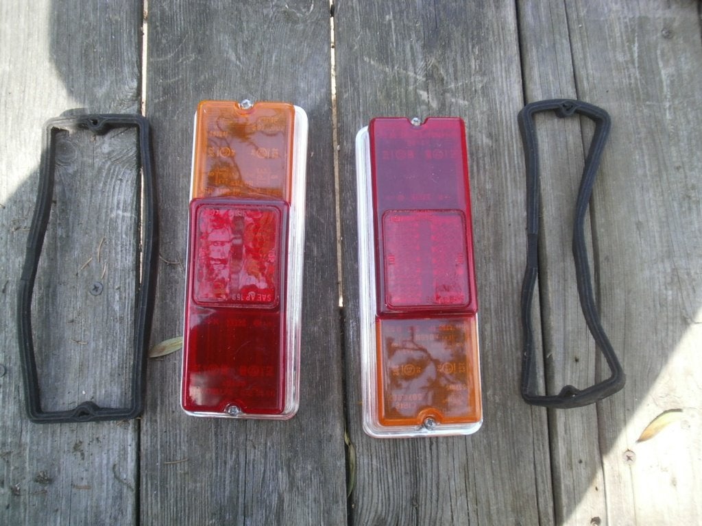 Daf 44  46 set achterlicht glazen incl. afdichtrubbers NOS, Ophalen of Verzenden, Nieuw, Oldtimer onderdelen