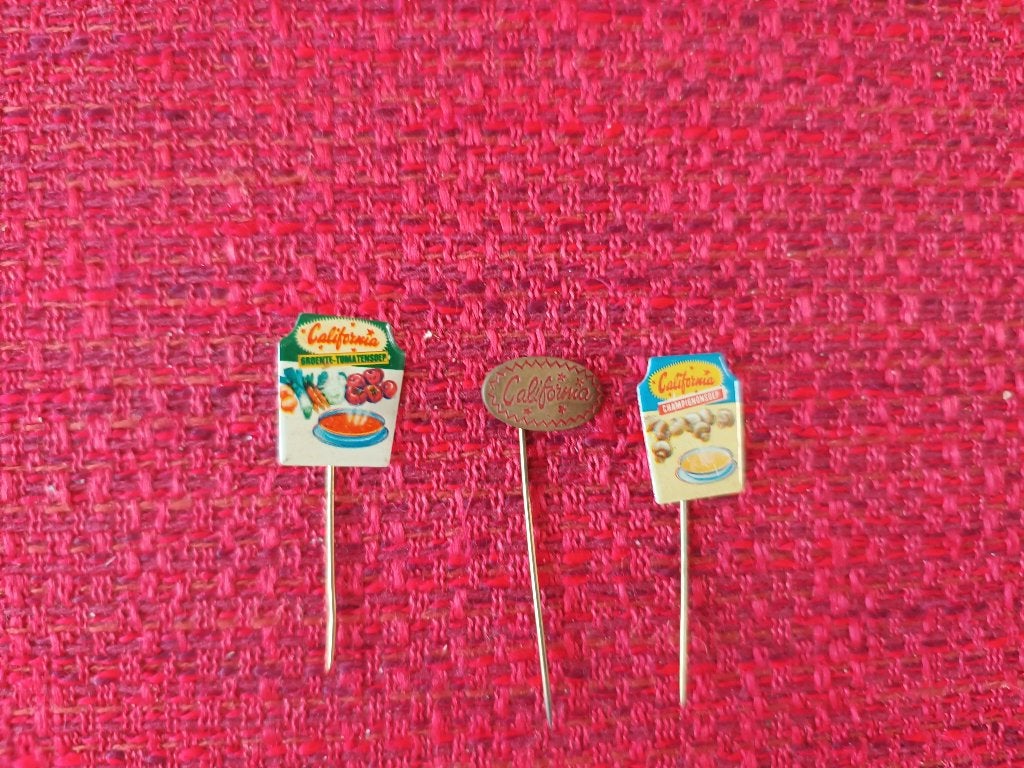 Speldjes California soep merk, Ophalen of Verzenden, Gebruikt, Overige onderwerpen, Speldje of Pin