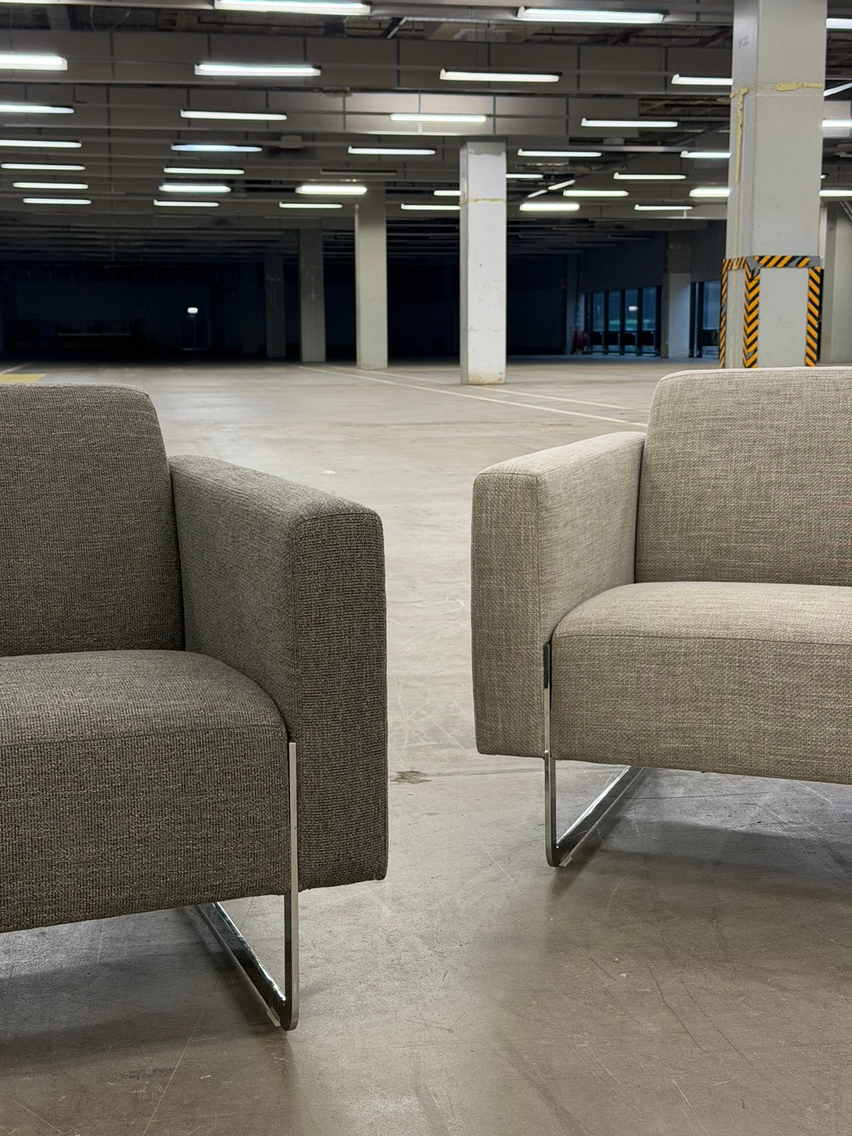 Artifort Mare Fauteuil | 2 Stuks | NIEUWSTAAT + Garantie, Overige materialen, 75 tot 100 cm, Ophalen of Verzenden, Zo goed als nieuw