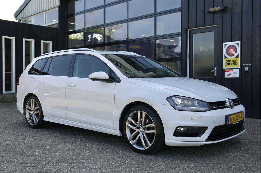 Volkswagen Golf Variant 1.4 TSI Business Edition Connected R, Gebruikt, 4 cilinders, Wit, Handgeschakeld