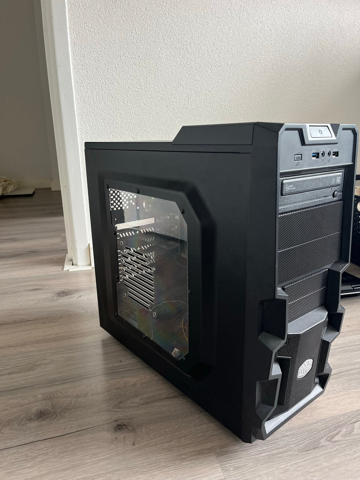 Desktop PC (zonder HDD) - AMD A4-5300 APU, 8GB RAM, Gebruikt, 8 GB, Ophalen of Verzenden, Met videokaart