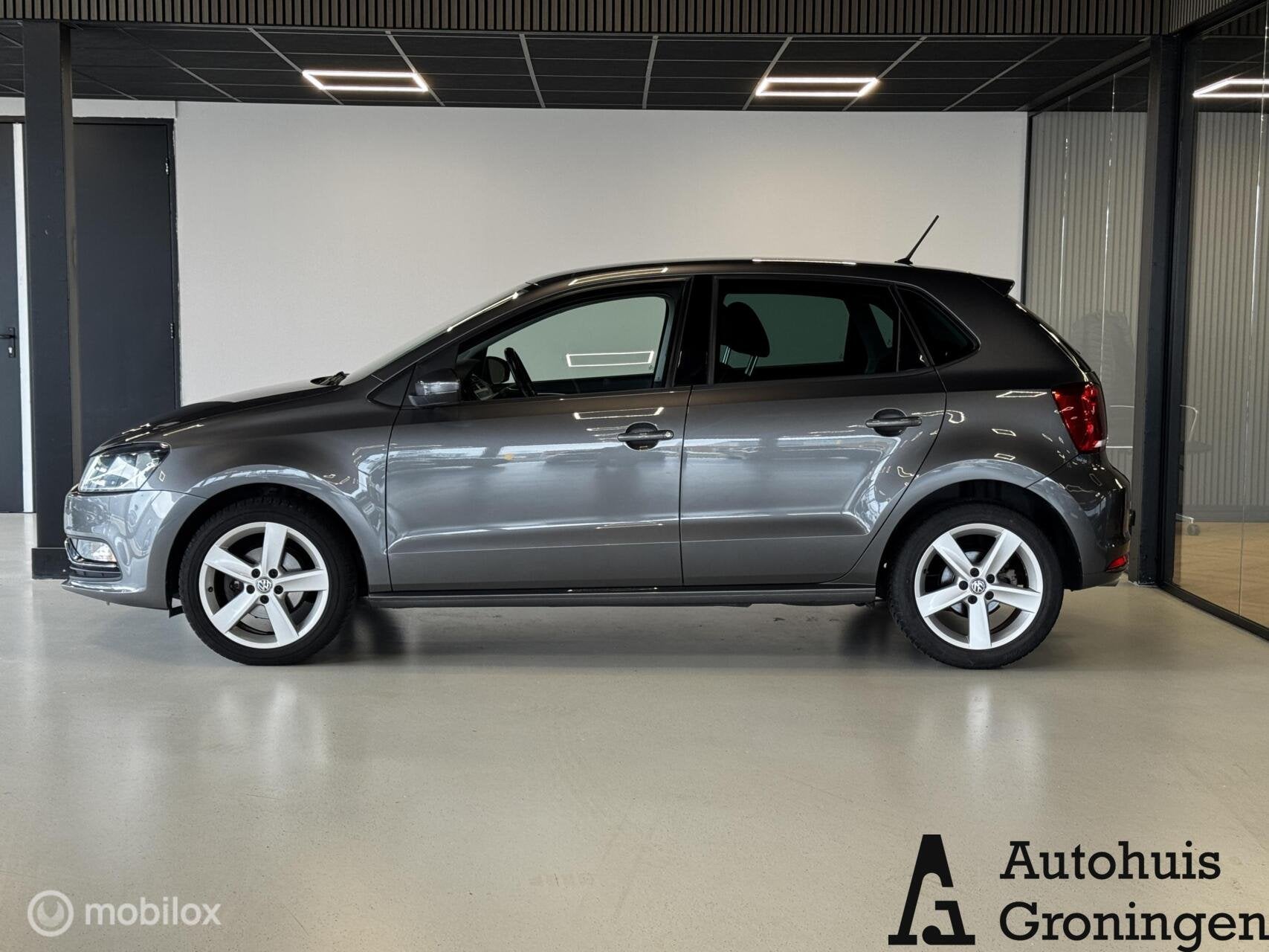 Volkswagen Polo 1.2 TSI Highline Automaat | Climate | Cruise, Stof, 4 cilinders, 1039 kg, Origineel Nederlands