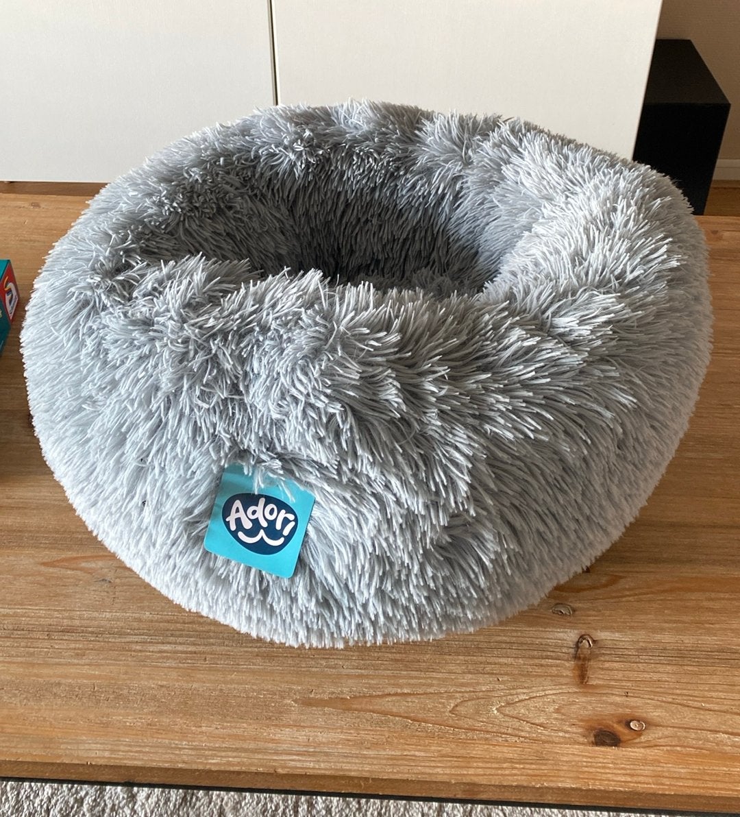 Adori katten / honden mand, Ophalen, Zo goed als nieuw, Pluche