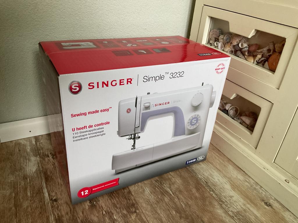 Singer simple 3232 nieuw in doos., Hobby en Vrije tijd, Naaimachines en Toebehoren, Ophalen, Nieuw, Naaimachine, Singer