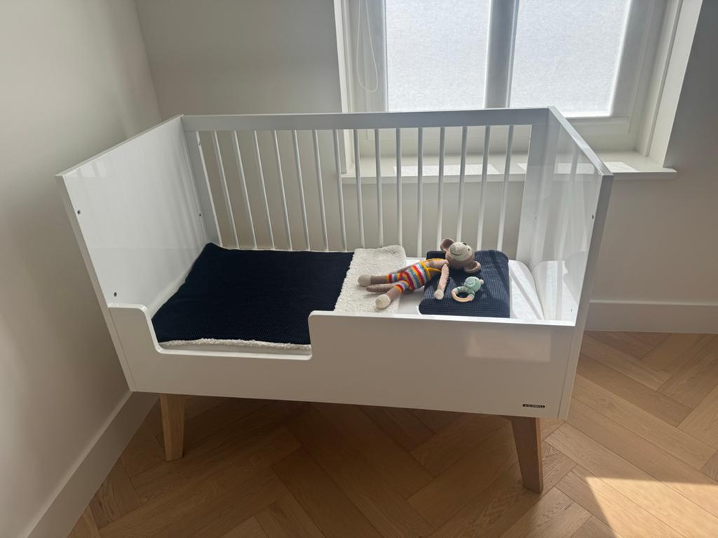 Kidsmill Sixties Hooglans Wit Ledikant 60x120, Ophalen, Zo goed als nieuw, Ledikant