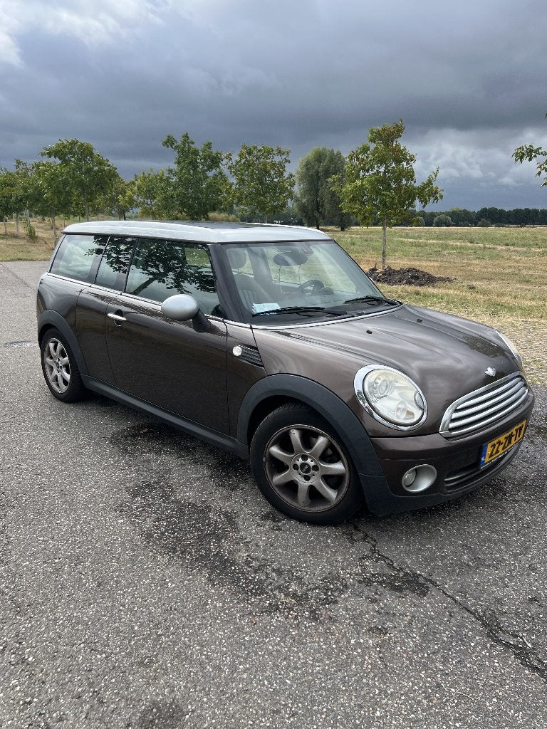 Mini Clubman 1.6 16V Cooper 2008 Bruin, Voorwielaandrijving, 4 cilinders, Bruin, 49 €/maand