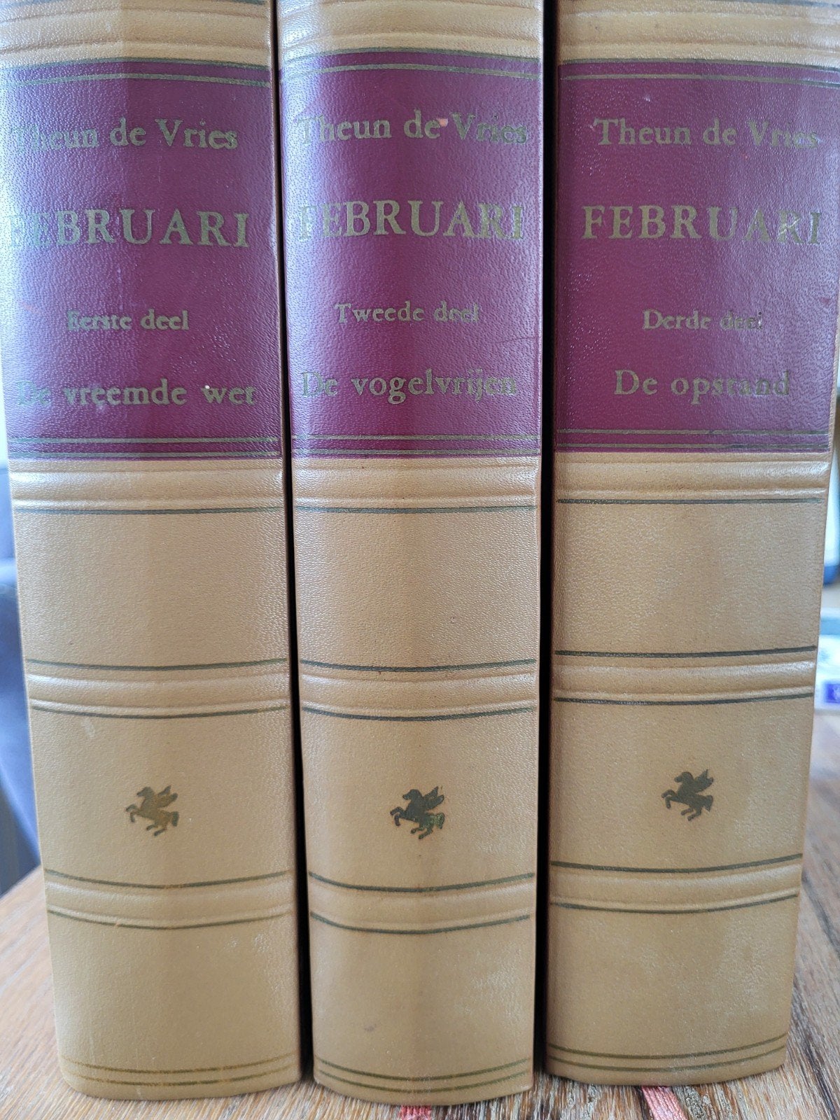 Februari. trilogie van Theun de Vries., Ophalen, Gelezen, Theun de Vries
