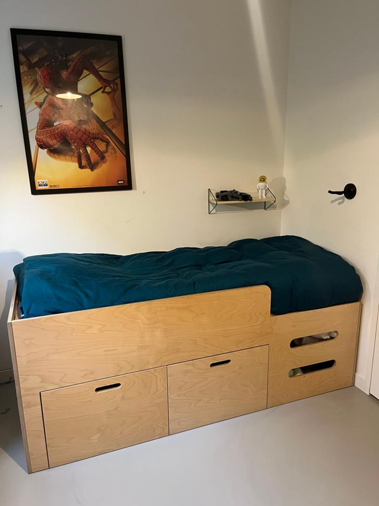 Zo goed als nieuw prachtig bed met opberglades, Huis en Inrichting, Slaapkamer | Bedden, Zo goed als nieuw, Eenpersoons, 90 cm