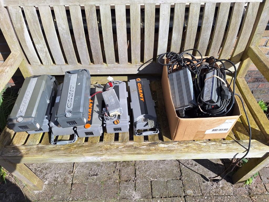 Defecte accu's en opladers giant twist, Ophalen of Verzenden, Gebruikt