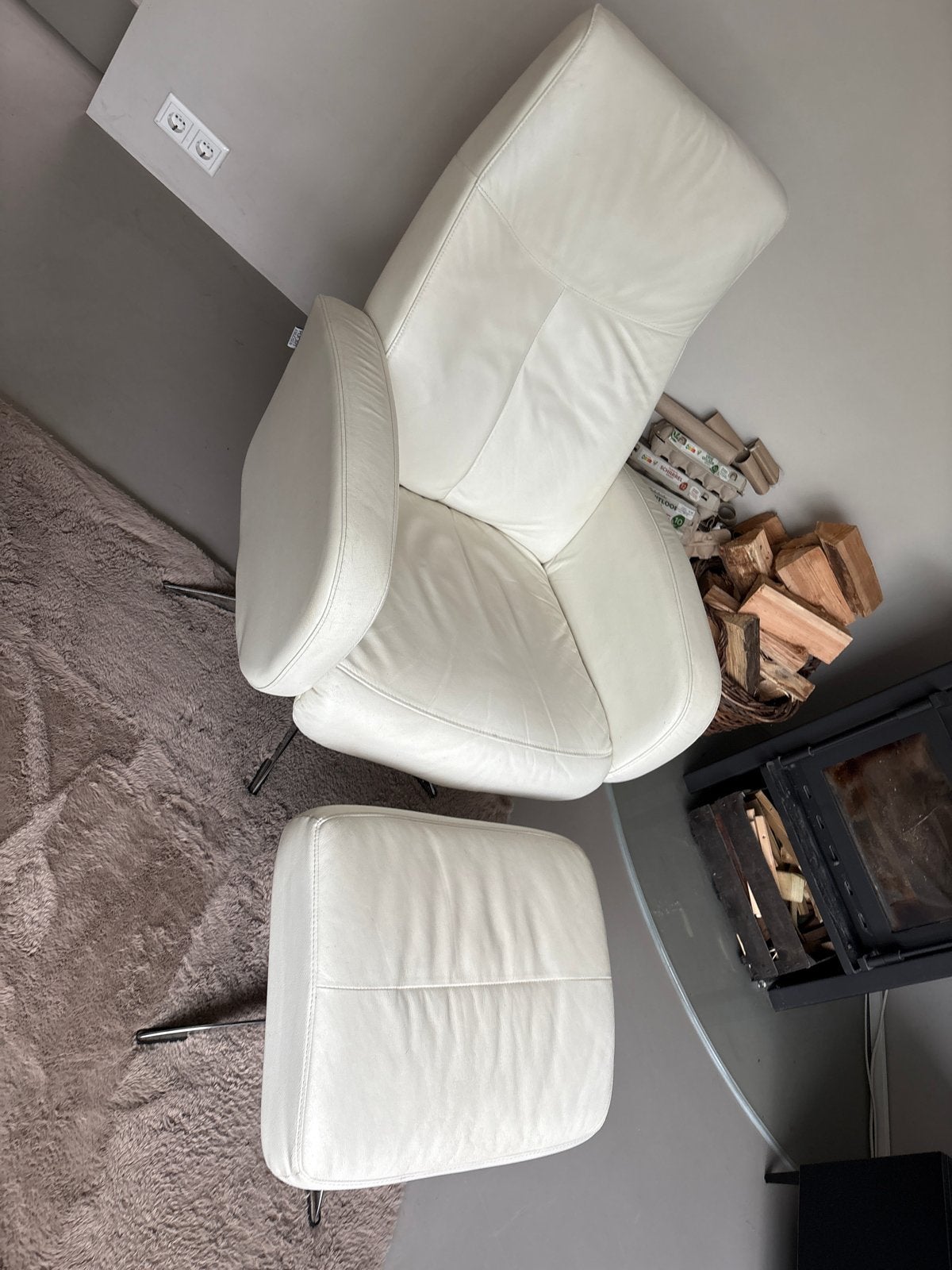 Leren fauteuil met voetenbank - Wit, Huis en Inrichting, Ophalen, 100 tot 125 cm, Leer, Zo goed als nieuw