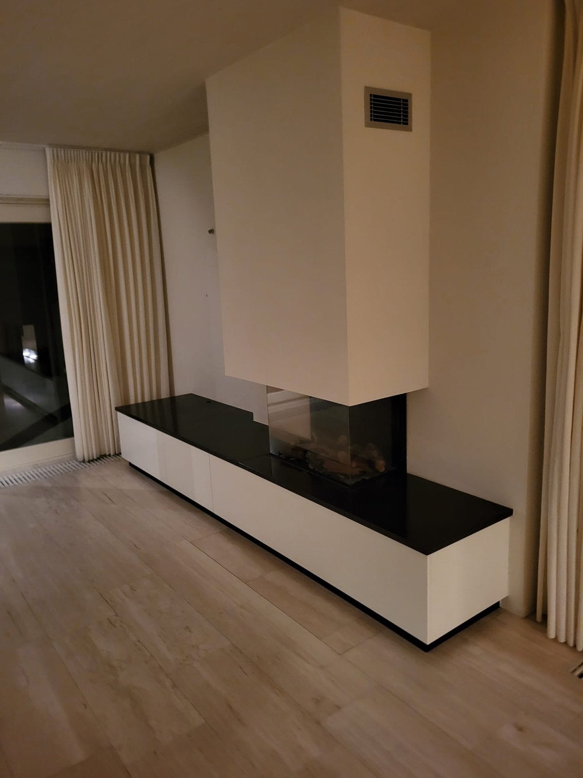 Moderne Gashaard met granieten blad en meubel, Huis en Inrichting, Haarden, Ophalen, Gebruikt, Inbouwhaard, Gashaard