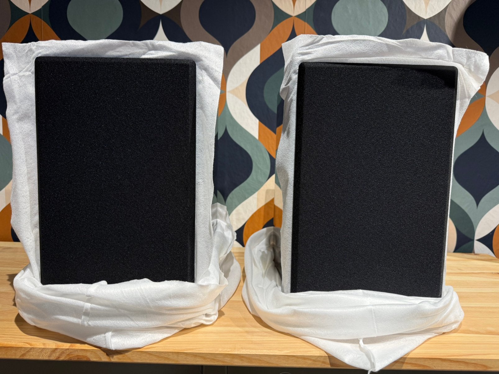 Acoustic Energy AE1 40th Anniversary, NIEUW, open doos, Contact@vintageaudiobreda.nl, 120 tot 150 watt, Basreflex, Bosschendijk 193b, Oudenbosch