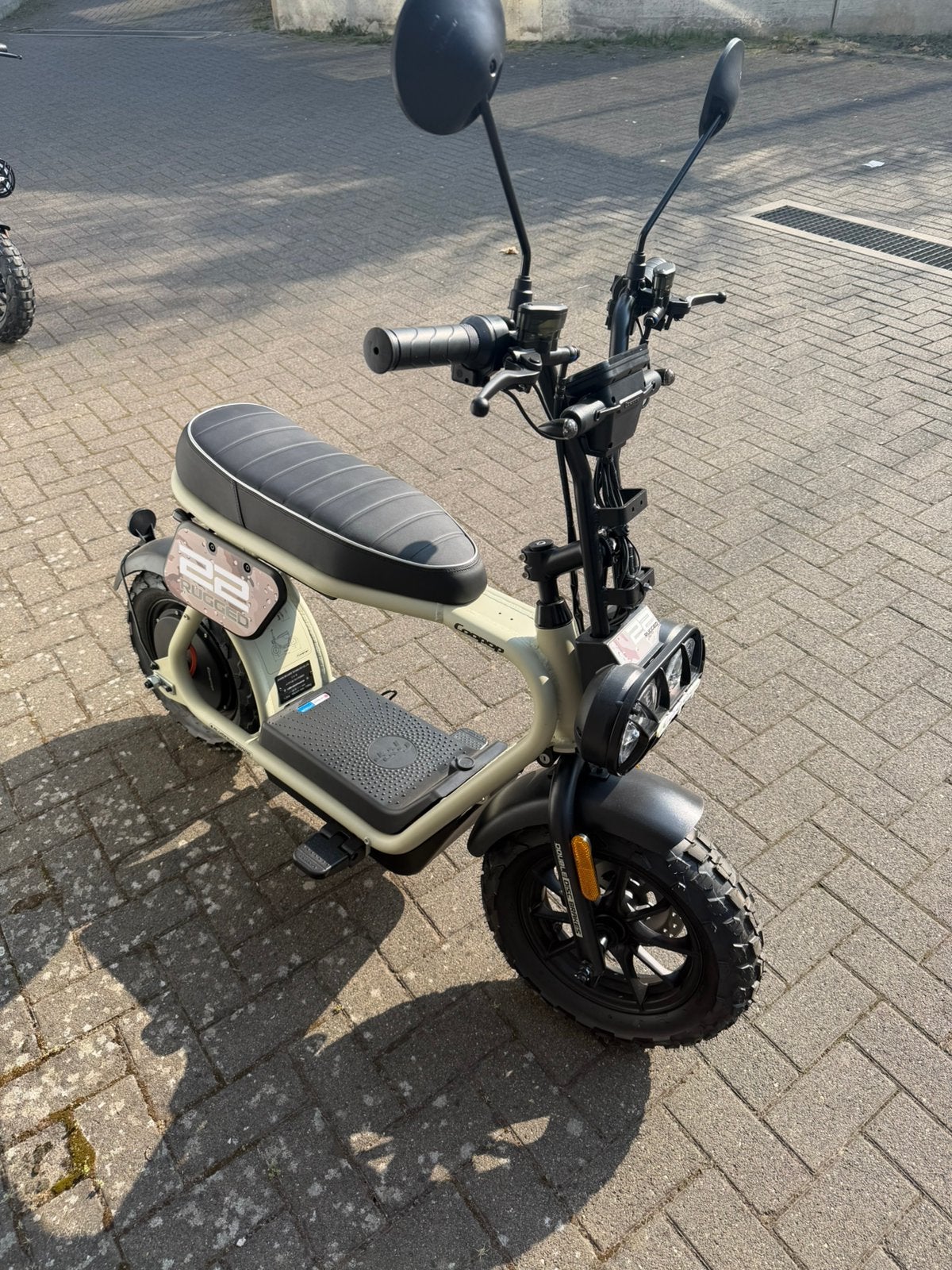 Coopop Rugged 22 Khaki E-Scooter/praktisch nieuw/inruil mag!, Maximaal 45 km/u, Elektrisch, Ophalen of Verzenden, Zo goed als nieuw