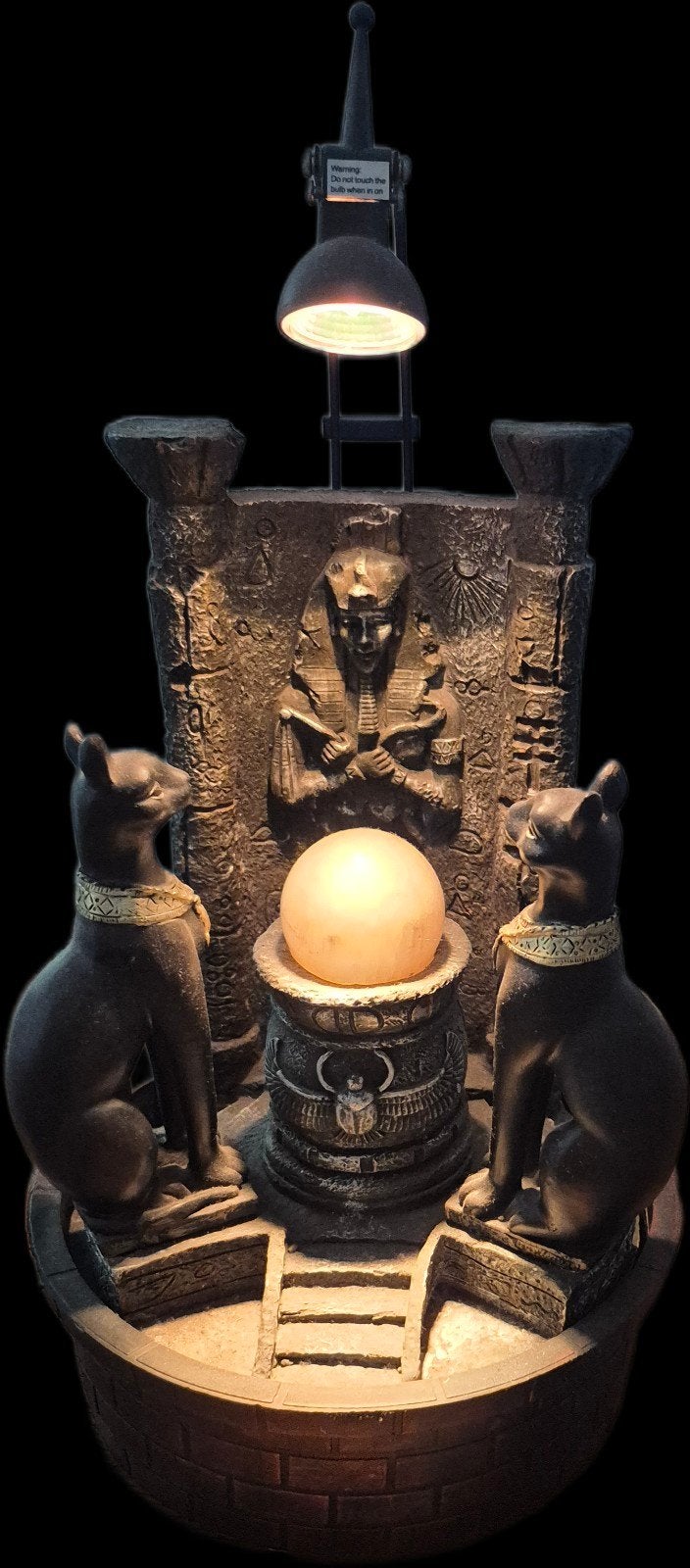 Decoratieve waterfontein met Sphinx katten en verlichting, Gebruikt, Meerkleurig, Overige materialen, Ophalen of Verzenden
