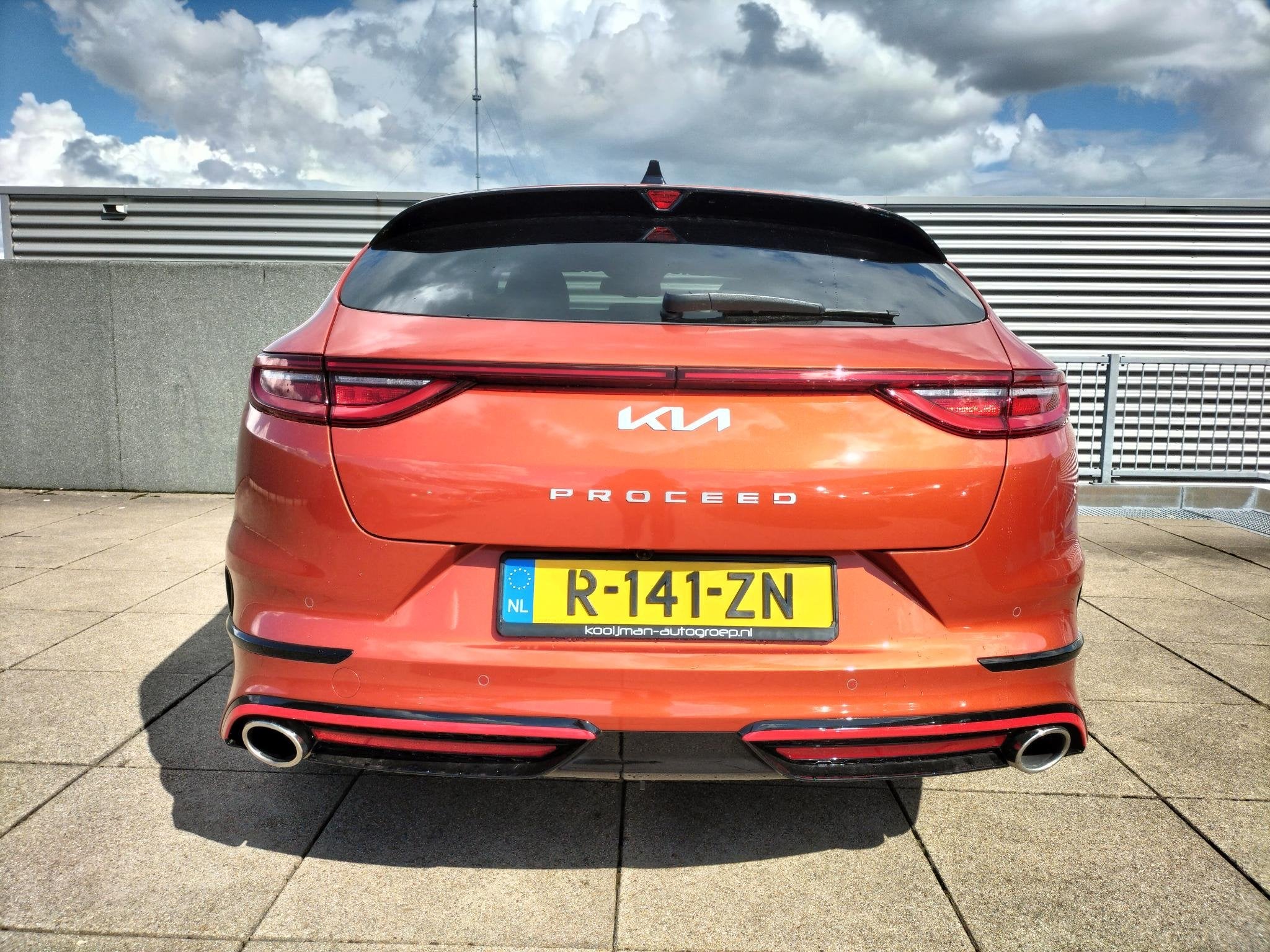 Kia ProCeed 1.6 T-GDi GT 204PK / Schuifdak / Trekhaak / JBL, Auto's, Kia, 15 km/l, Gebruikt, Leder, Geïmporteerd