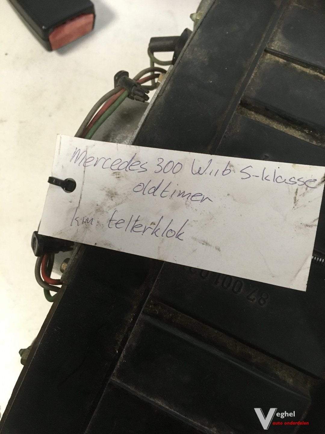Mercedes 300 w116 S klasse oldtimer tellerklok