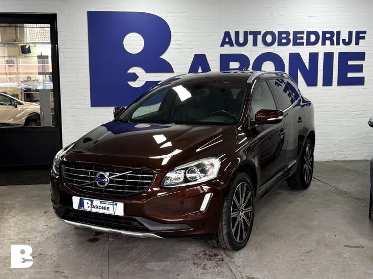 Volvo XC60 2.0 T5 FWD Summum, vol opties, 15 km/l, Gebruikt, 4 cilinders, 1622 kg