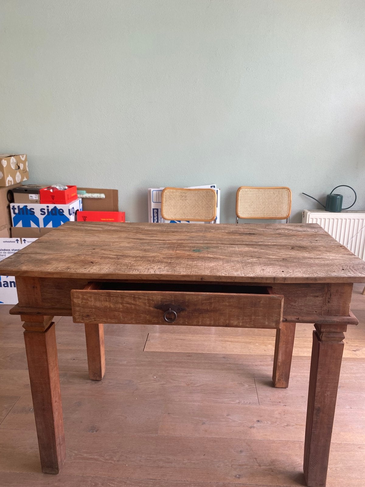 Rustiek houten bureau / tafel van gerecycled hout, Ophalen, 100 tot 150 cm, 50 tot 100 cm, Zo goed als nieuw