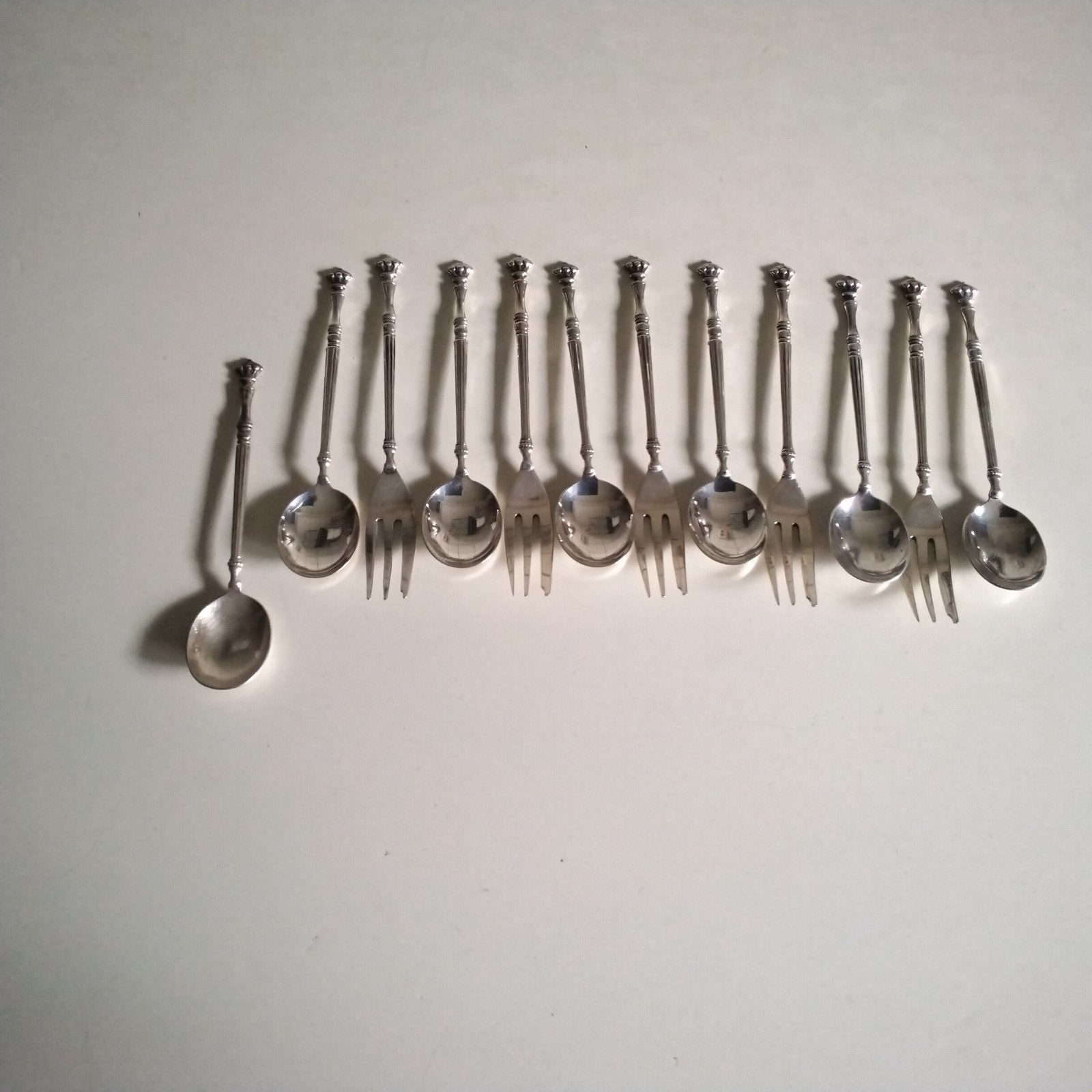 5 verzilverde  vorkjes en 6 lepeltjes kroontje+paardehoofd, Ophalen of Verzenden