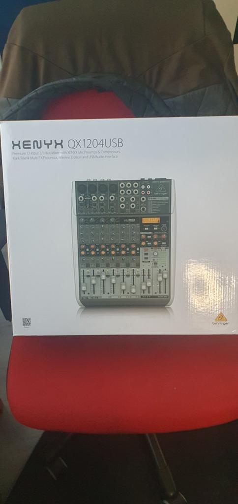 Behringer Xenyx QX1204USB Mixer - Zo goed als nieuw, Ophalen