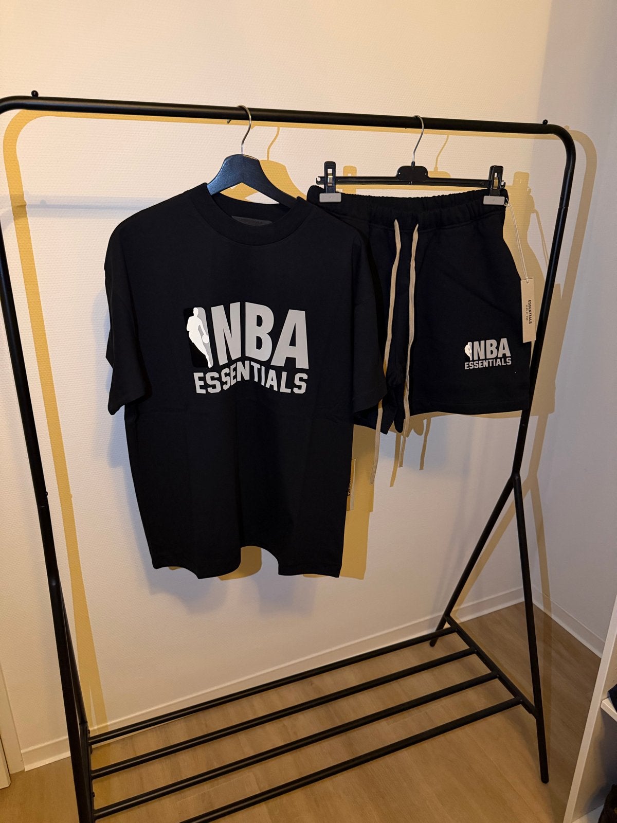 Fear of God NBA Essentials Zwart/Grijs Set - Nieuw, Ophalen of Verzenden, Nieuw