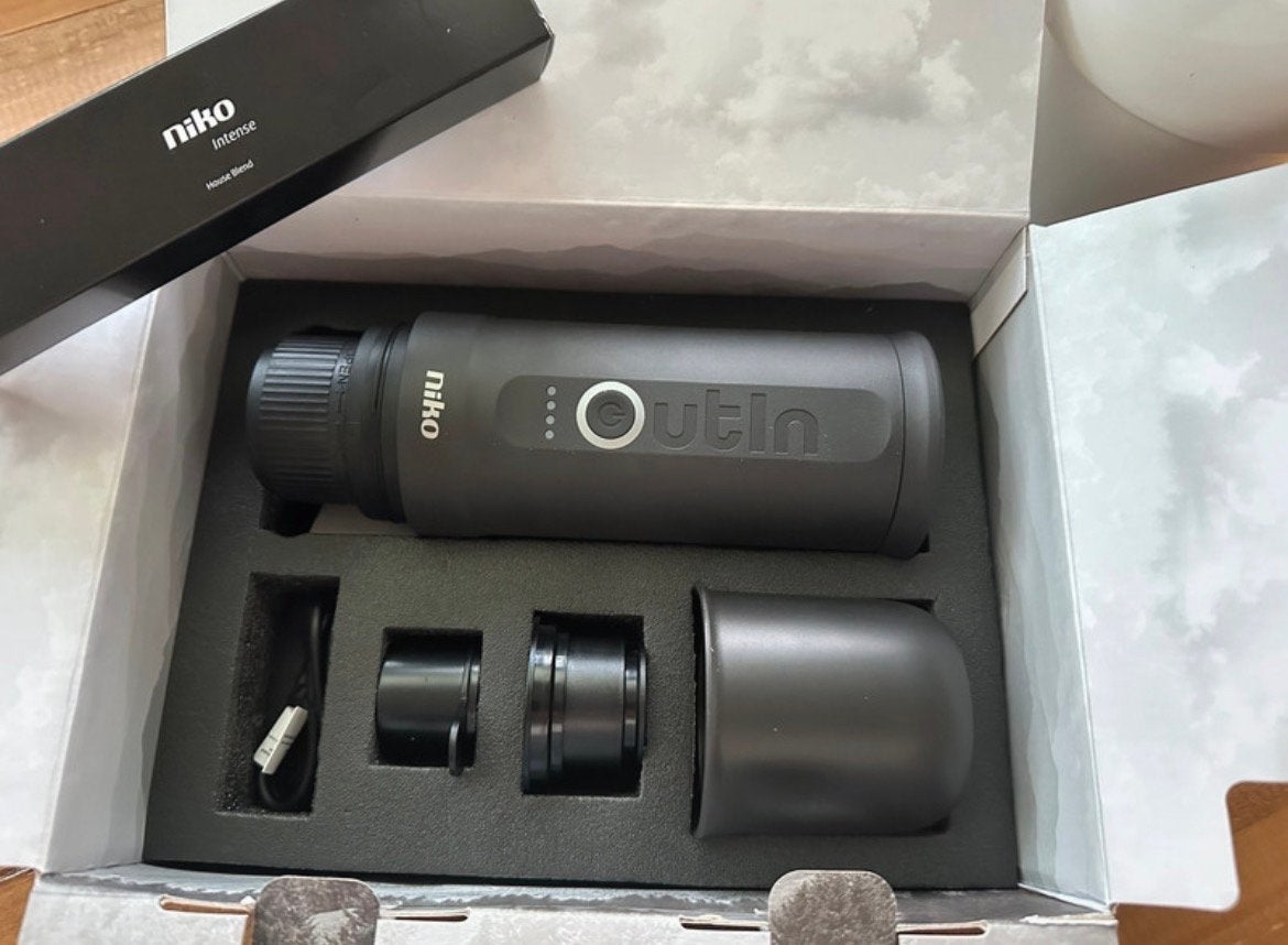 Outin Nano Draagbare Espresso Machine (Niko Co-Branded), Ophalen, Espresso apparaat, Nieuw, Gemalen koffie