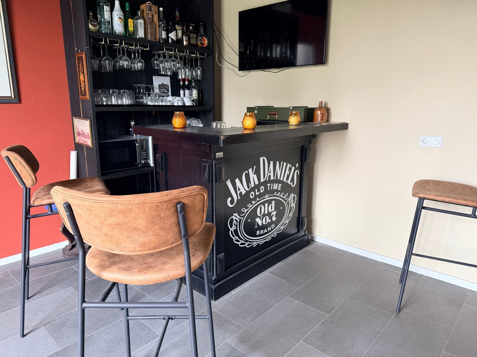 Jack Daniel's Bar met barkrukken en apparatuur, Ophalen of Verzenden, Gebruikt, Inclusief barstoelen