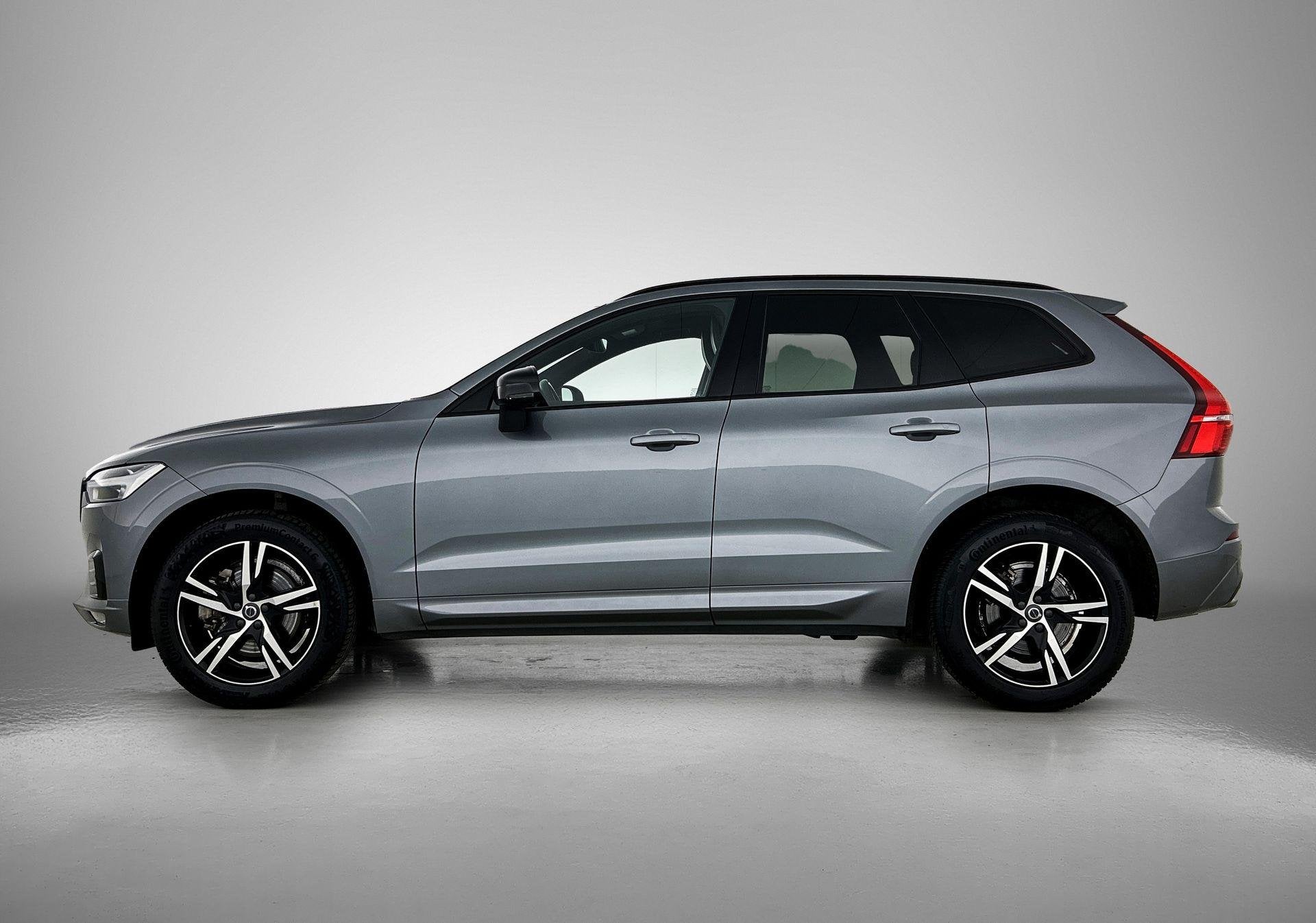 Volvo XC60 2.0 B5 R-Design | TREKHAAK | STOEL-STUURWIELVERWA, Auto's, 12 maanden, 15 km/l, Gebruikt, Euro 6