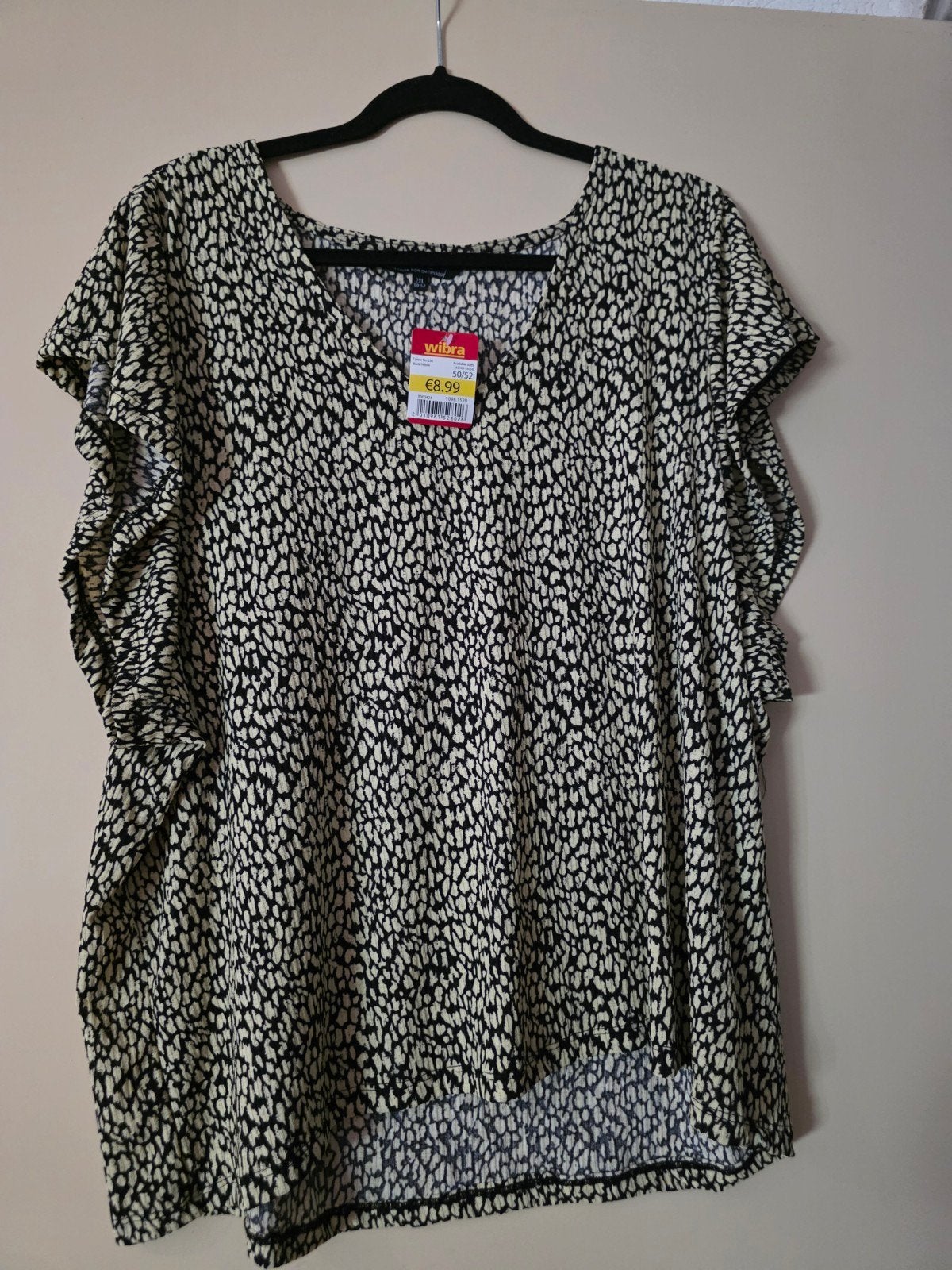 Wibra Dames Top Zwart/Geel Print Maat 50/52, Zwart, Maat 46/48 (XL) of groter, Nieuw, Ophalen of Verzenden