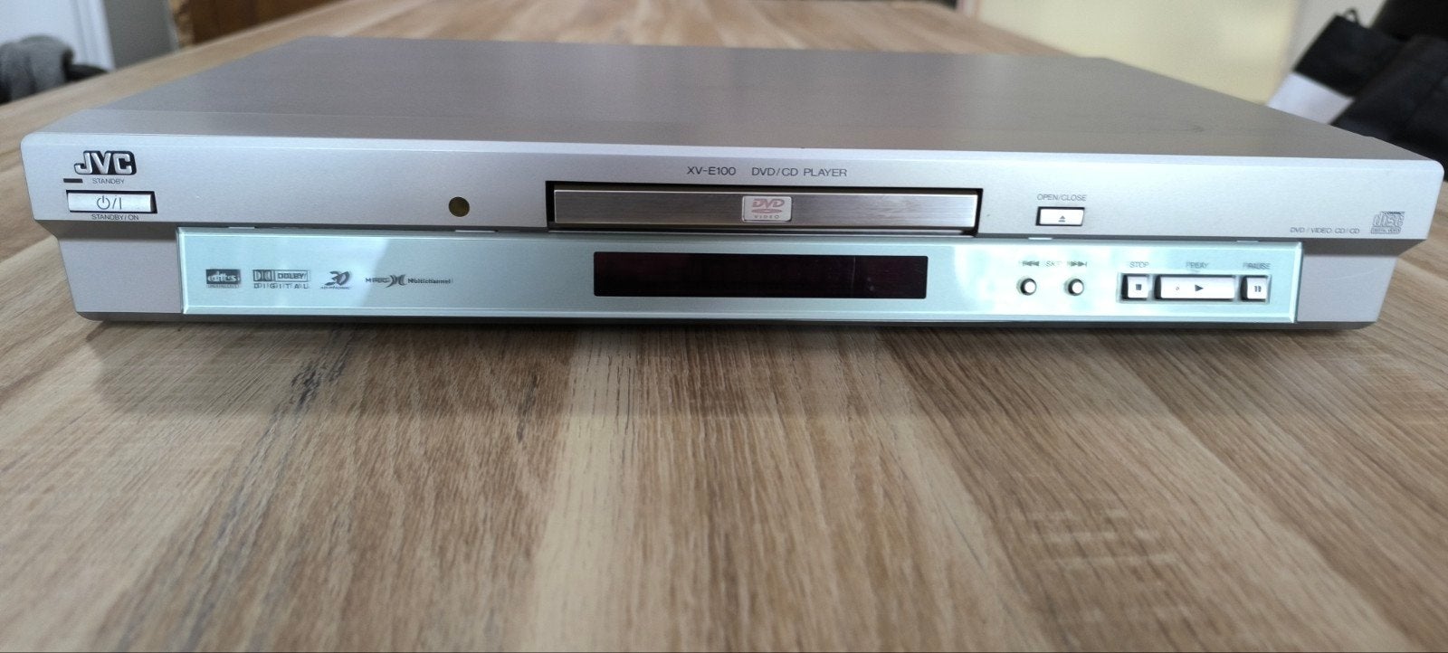 JVC XV-E100 DVD/CD Speler - Zilver, Audio, Tv en Foto, Ophalen of Verzenden, Gebruikt, Dvd-speler, JVC