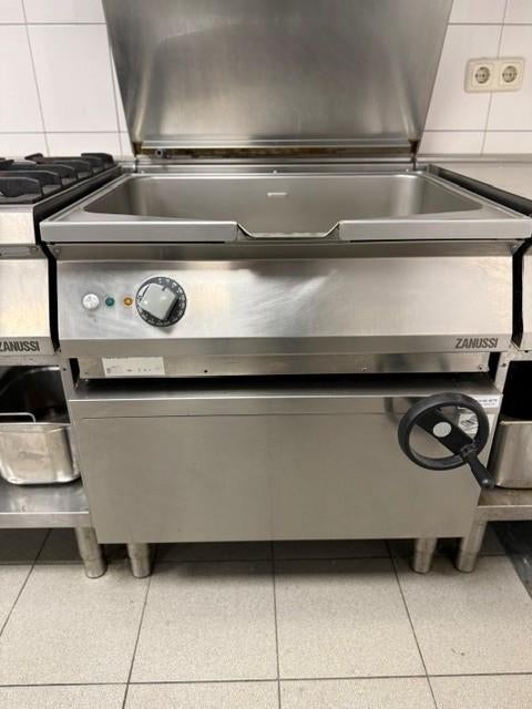 Zanussi EVO700 braad-/kantelpan (bratt pan / braising pan), Witgoed en Apparatuur, Kookplaten, Ophalen, Gebruikt, 4 kookzones