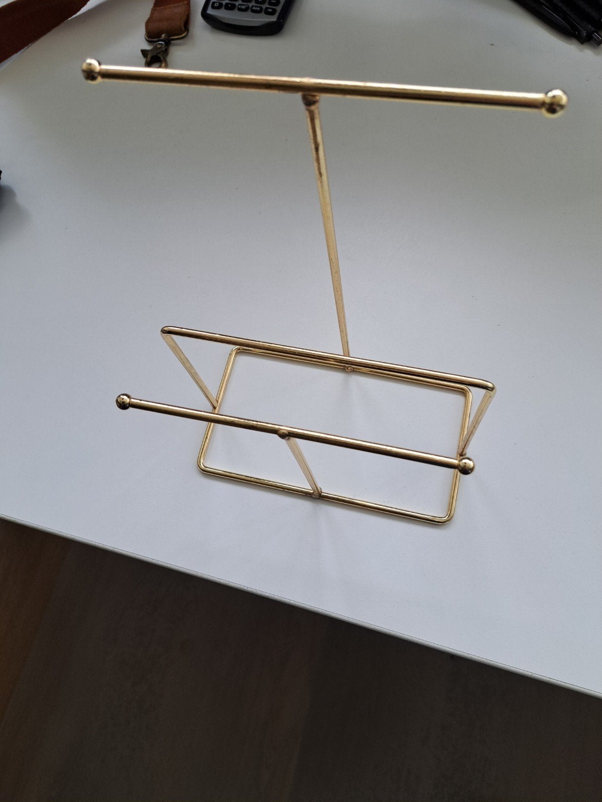 Goudkleurig sieradenrekje, Ophalen of Verzenden, Gebruikt