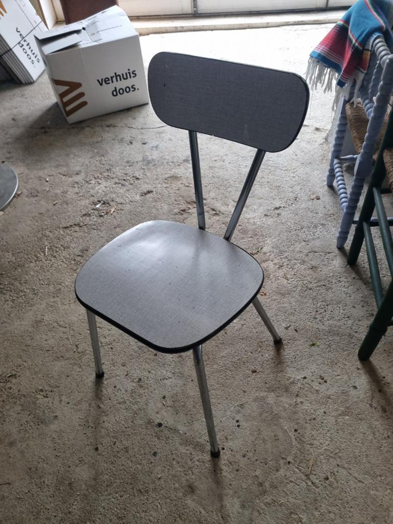 9 vintage retro schoolstoeltjes jaren '50/'60, Ophalen