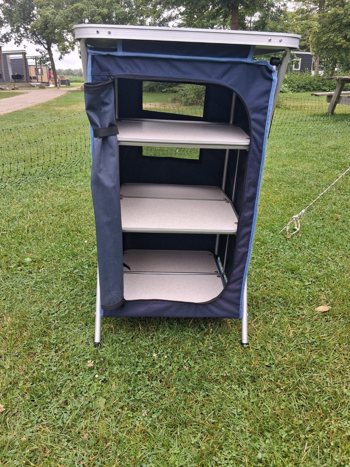 Opvouwbare campingkast met 3 planken, Caravans en Kamperen, Ophalen, Zo goed als nieuw