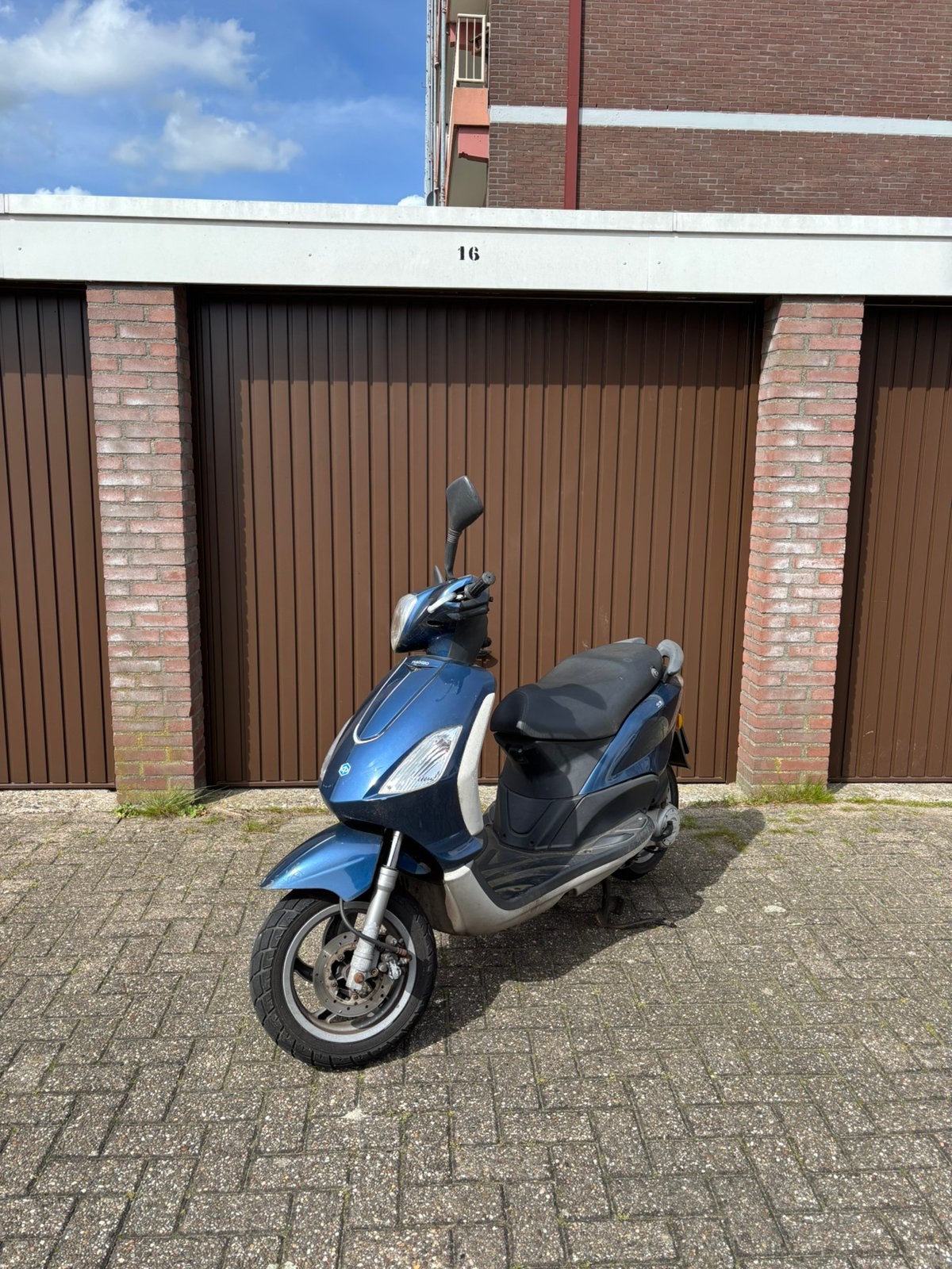 Piaggio Fly, Ophalen, Zo goed als nieuw, Fly, Benzine