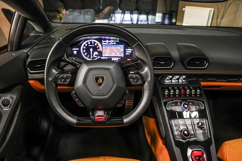 Lamborghini Huracán 5.2 V10 LP610-4|Lift|Keramisch|Alcantar, Auto's, Lamborghini, Automaat, Automatische klimaatregeling, Zwart
