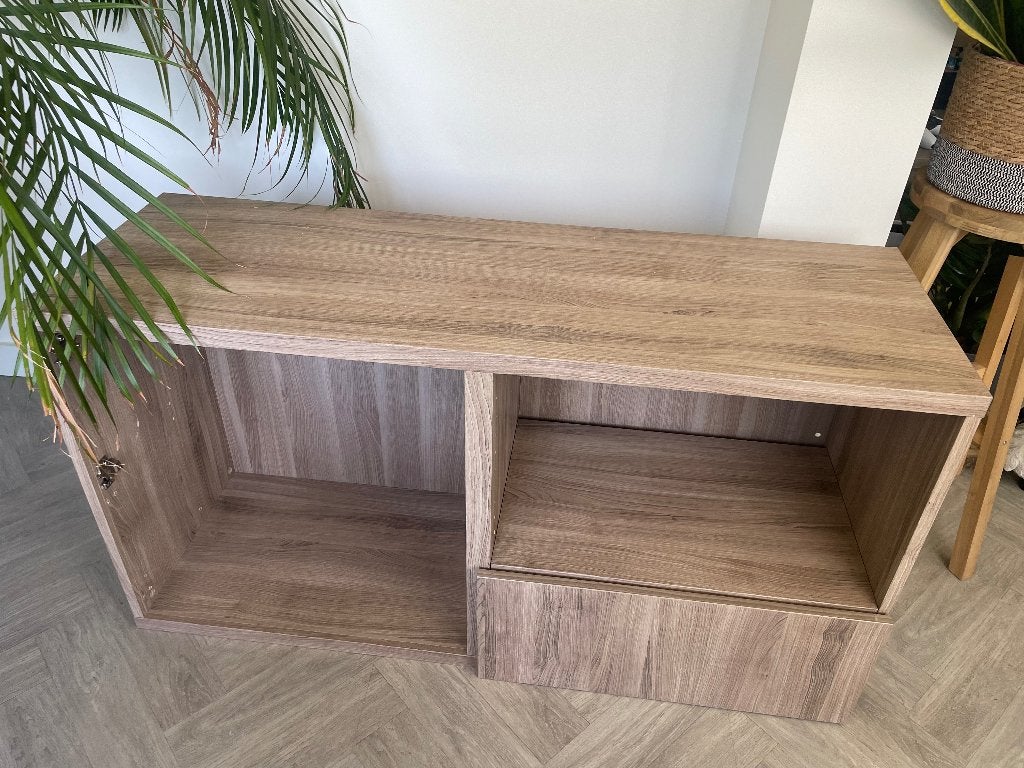 IKEA besta kast, Ophalen, Zo goed als nieuw, 25 tot 50 cm, Minder dan 100 cm