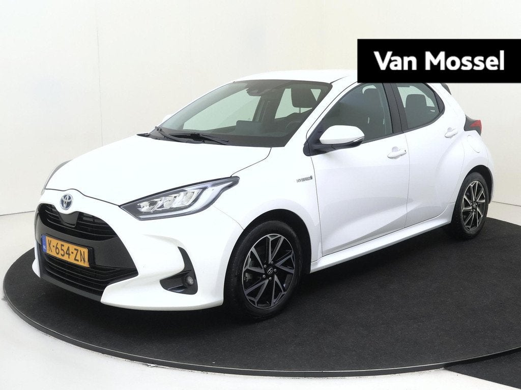 Toyota Yaris 1.5 Hybrid Dynamic 116PK | Navigatie | Lichtmet, Auto's, Toyota, Gebruikt, Euro 6, Bedrijf, Hybride Elektrisch/Benzine