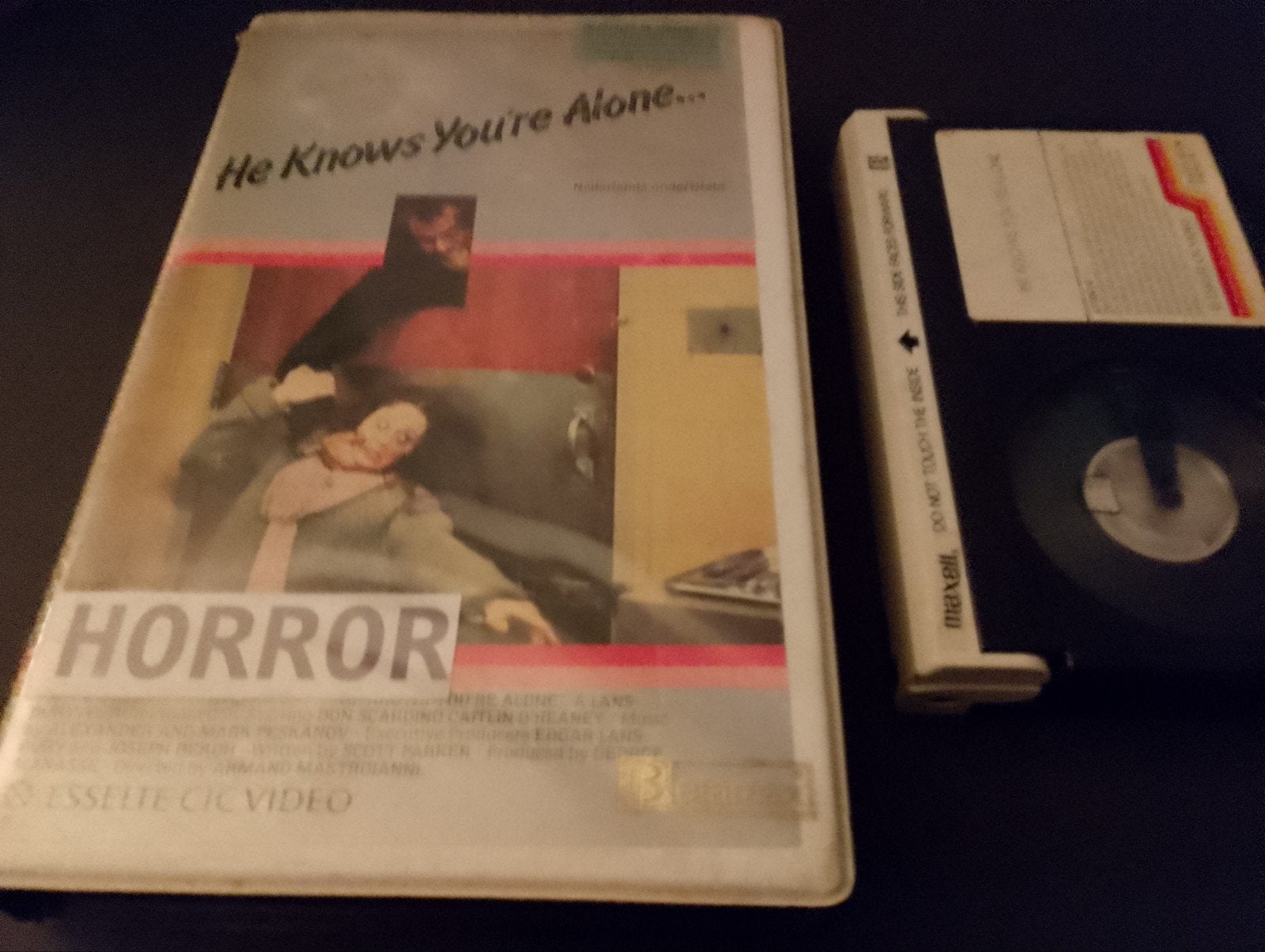 HORROR SLASHER. HE KNOWS YOUR ALONE. EX RETAL BETA, Vanaf 16 jaar, Verzenden, Zo goed als nieuw, Horror
