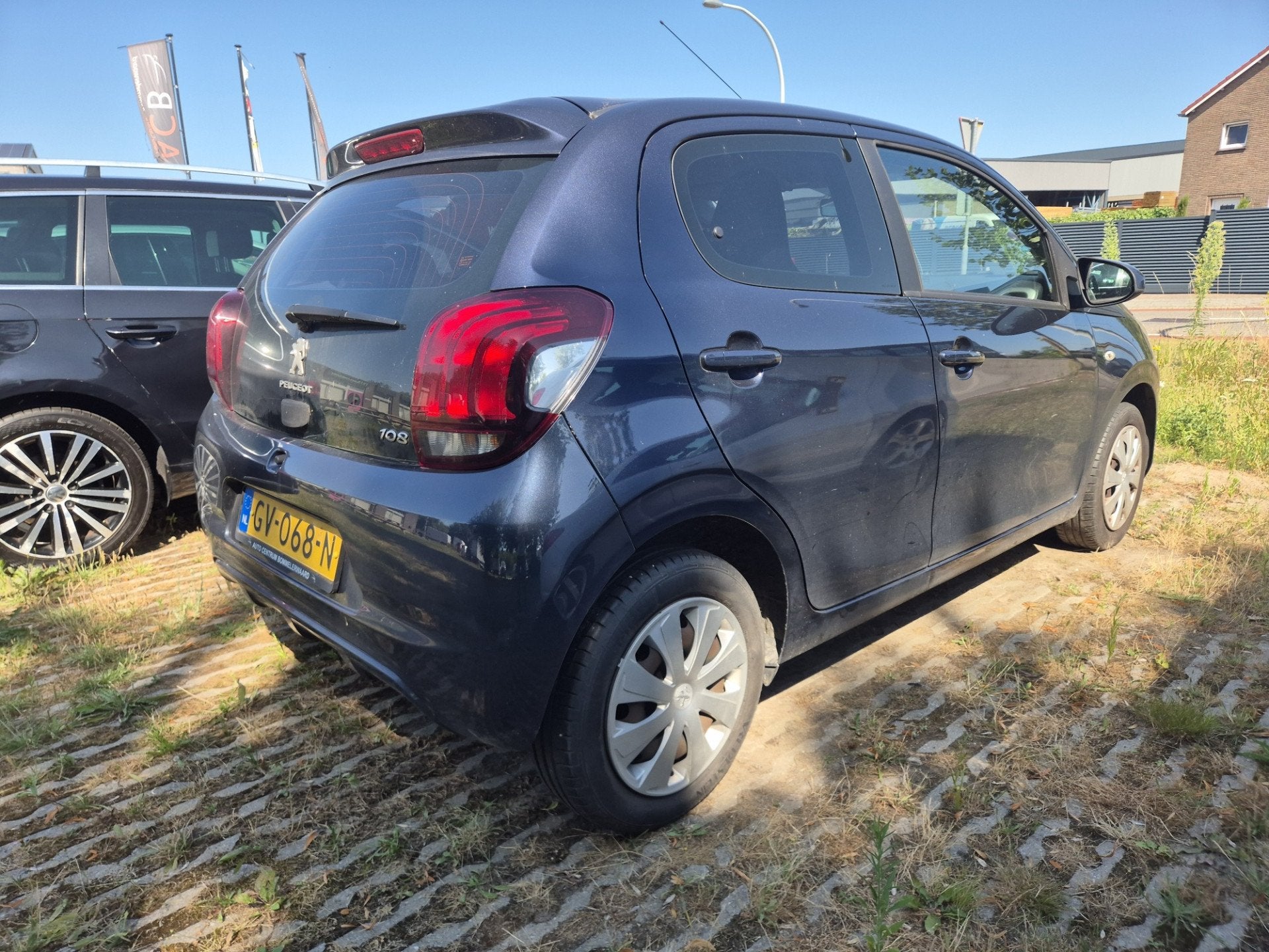 Peugeot 108 1.0 e-VTi Active Airco (bj 2015), Auto's, Peugeot, Voorwielaandrijving, Stof, Origineel Nederlands, Bedrijf