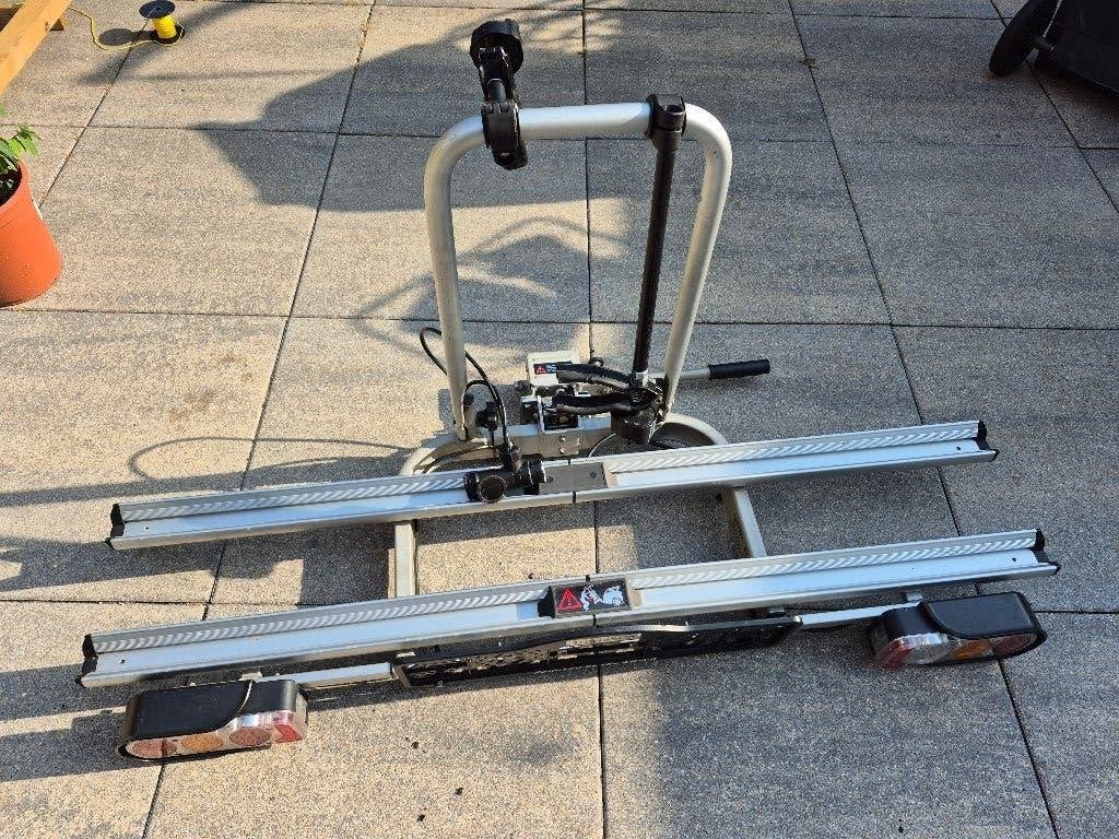 Fietsdrager, Ophalen, 2 fietsen, Gebruikt, Trekhaakdrager