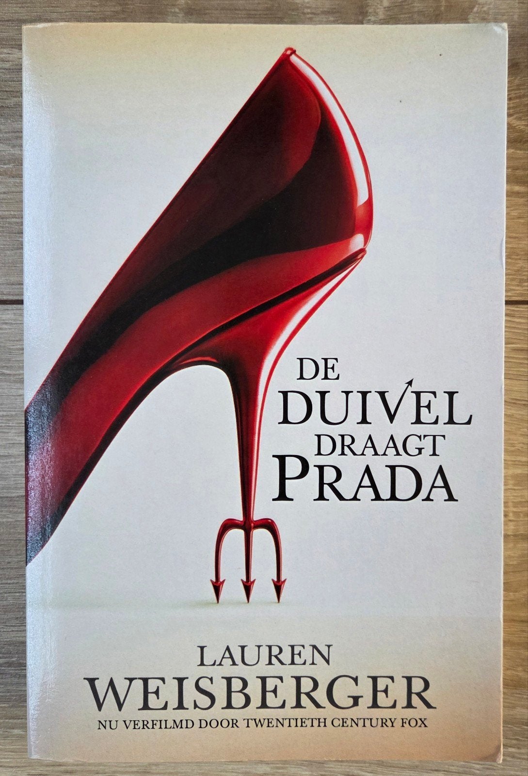 Lauren Weisberger - De duivel draagt Prada, Ophalen of Verzenden, Zo goed als nieuw, Lauren Weisberger