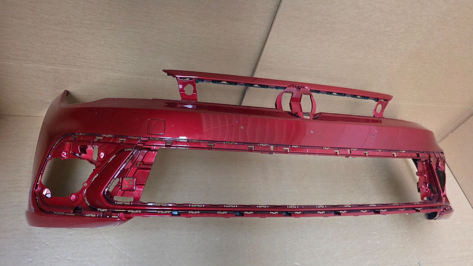 Voorbumper VW Polo 2G Facelift Bumper Zonder PDC 2022-2026, Gebruikt, -, Voor, Ophalen of Verzenden