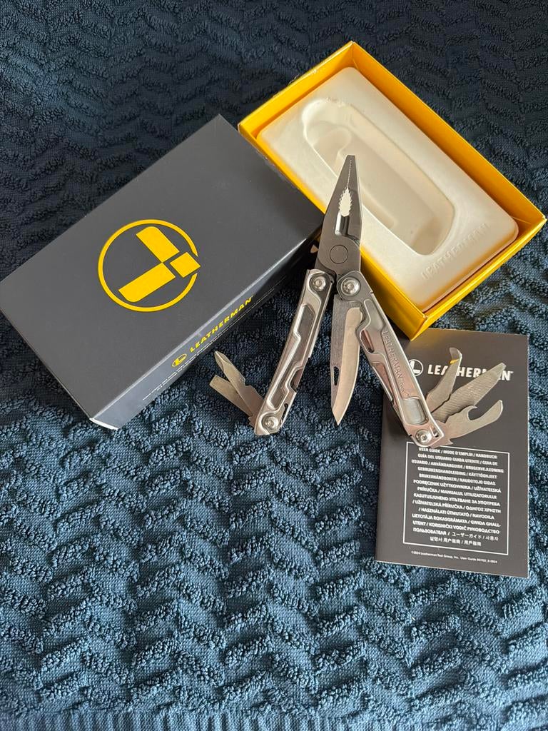 Leatherman Rev Multitool - als Nieuw in doos, Ophalen of Verzenden, Nieuw