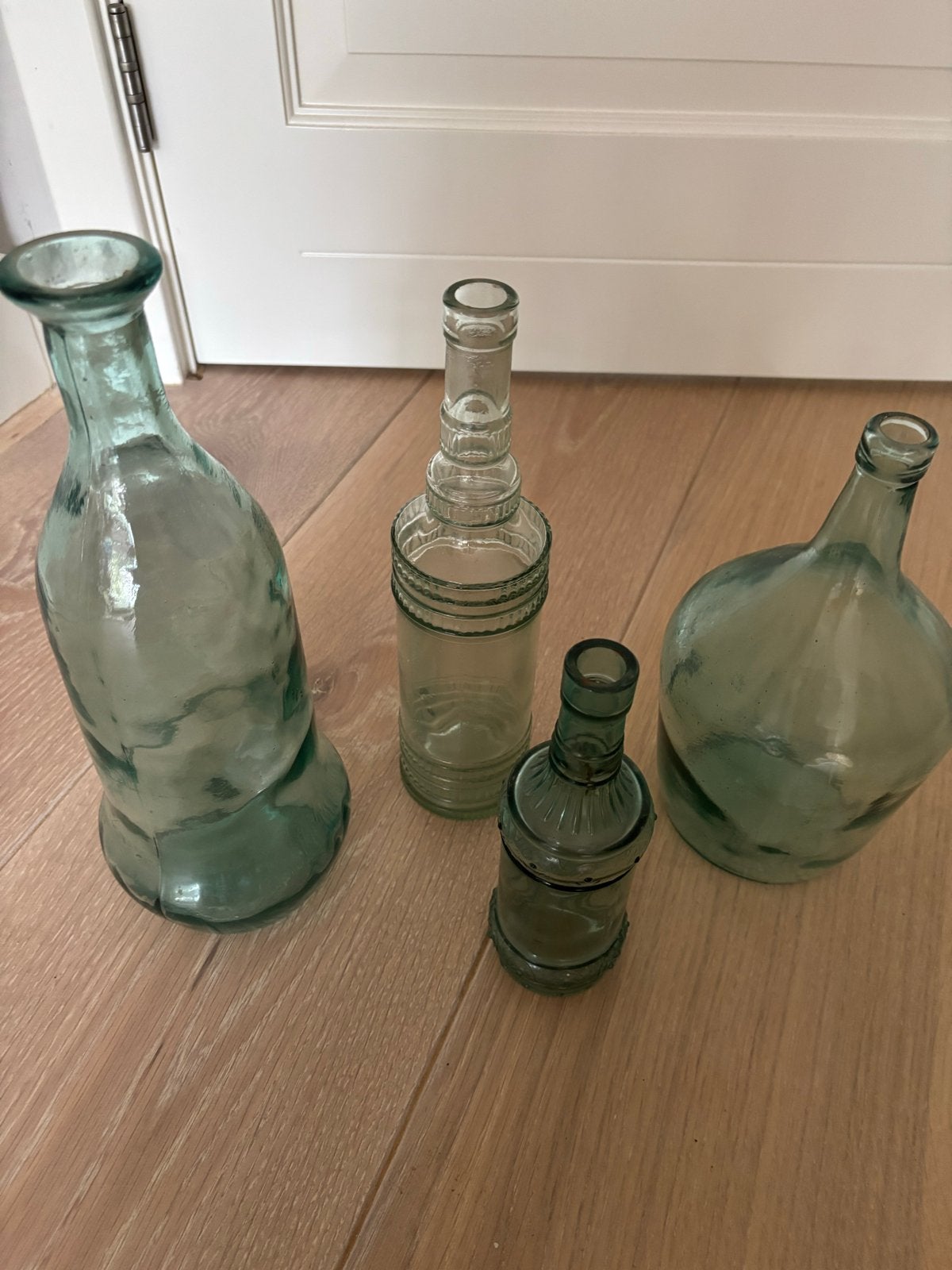 Decoratieve glazen flessen - set van 4, Ophalen
