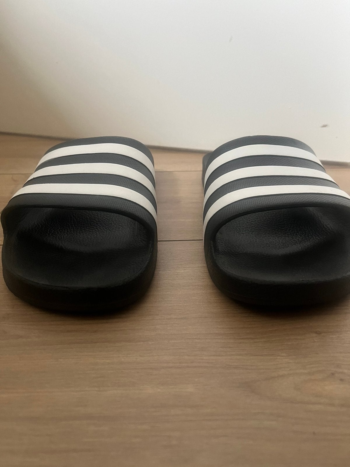 Adidas slippers, Ophalen, Nieuw, Zwart, Slippers