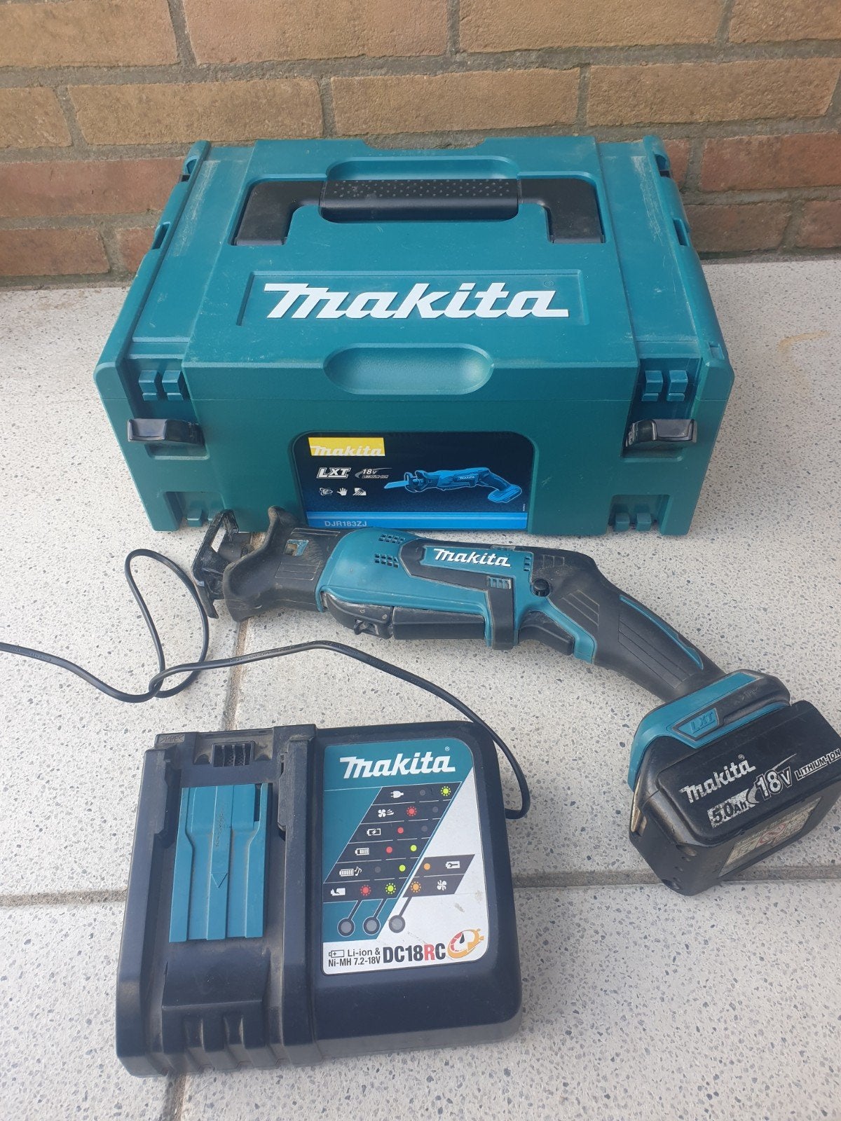 Makita Reciprozaag DJR183, Doe-het-zelf en Verbouw, Ophalen, 70 mm of meer, Zo goed als nieuw, Makita