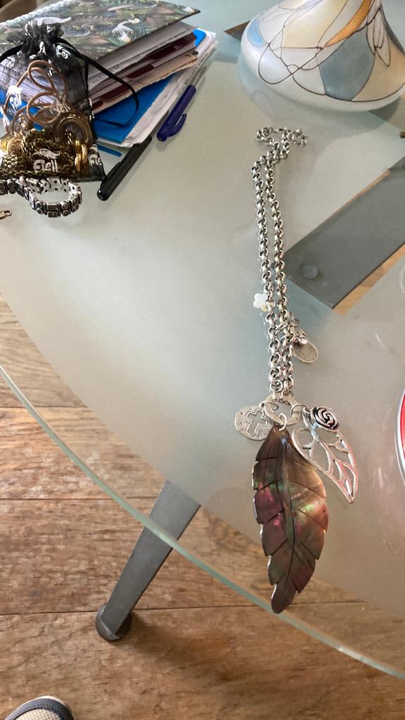 Ketting met hanger parelmoer nieuw, Ophalen of Verzenden, Zo goed als nieuw, Overige materialen, Met hanger