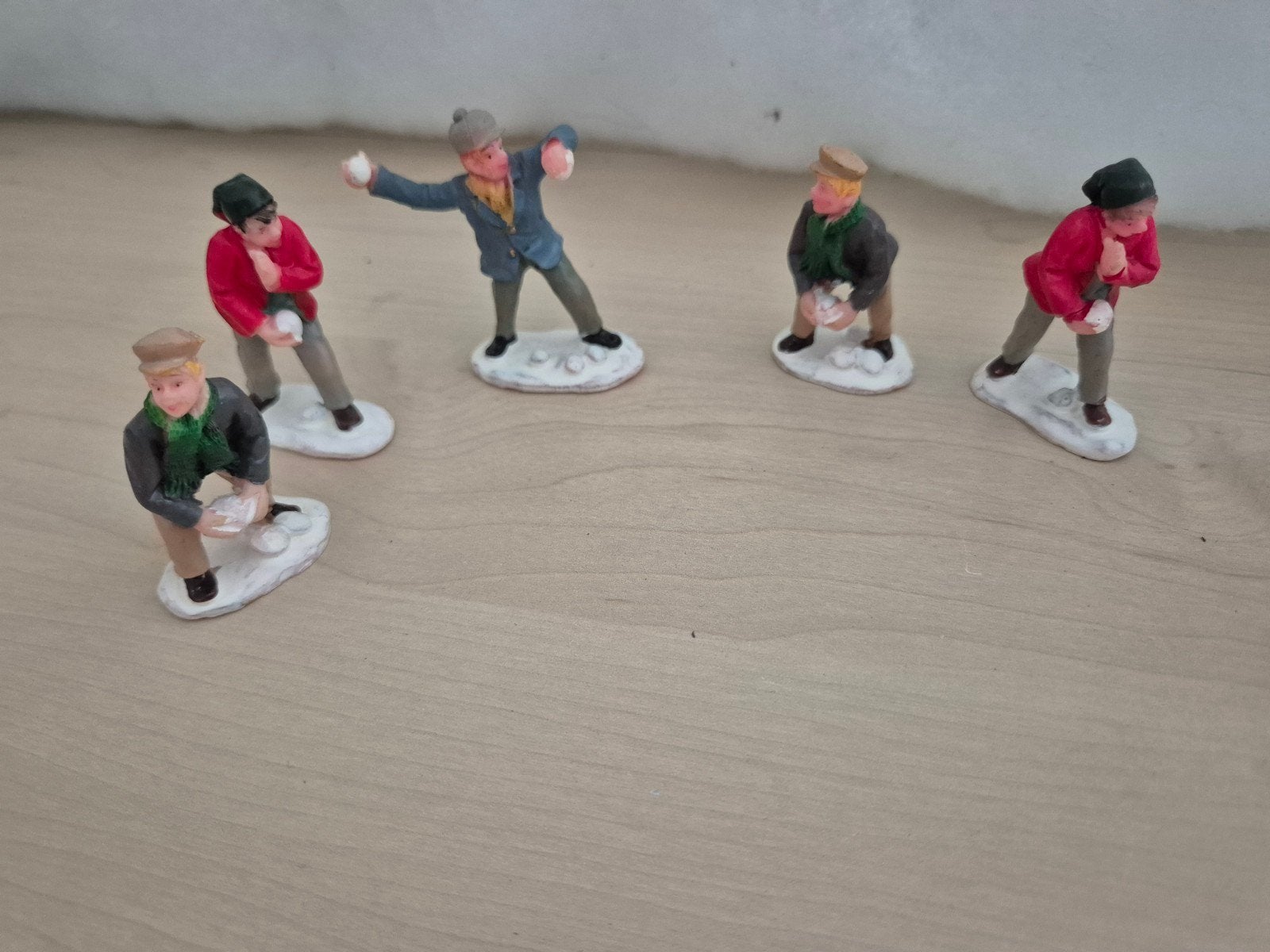 Diverse lemax figuren voor kerstdorp., Ophalen